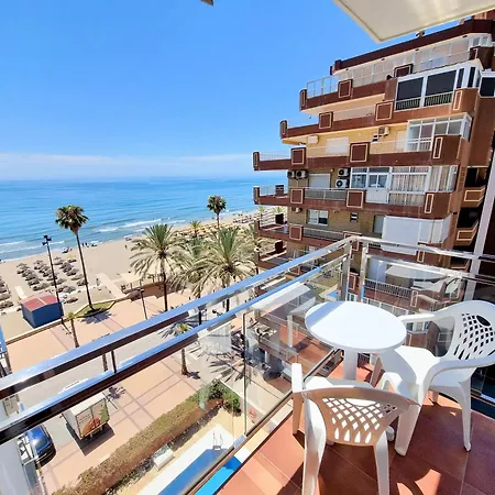 Barbados And Pool Apartment Fuengirola